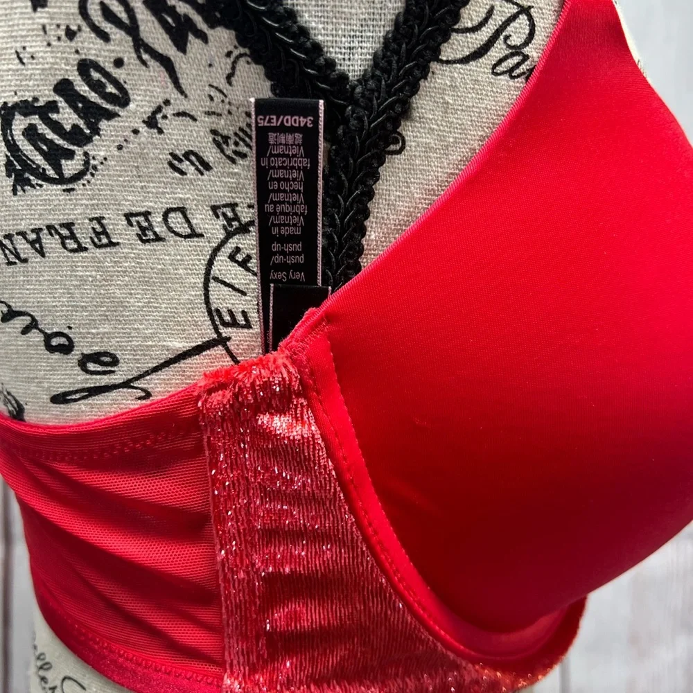 Victoria’s‎ Secret Very Sexy Push Up Bra
